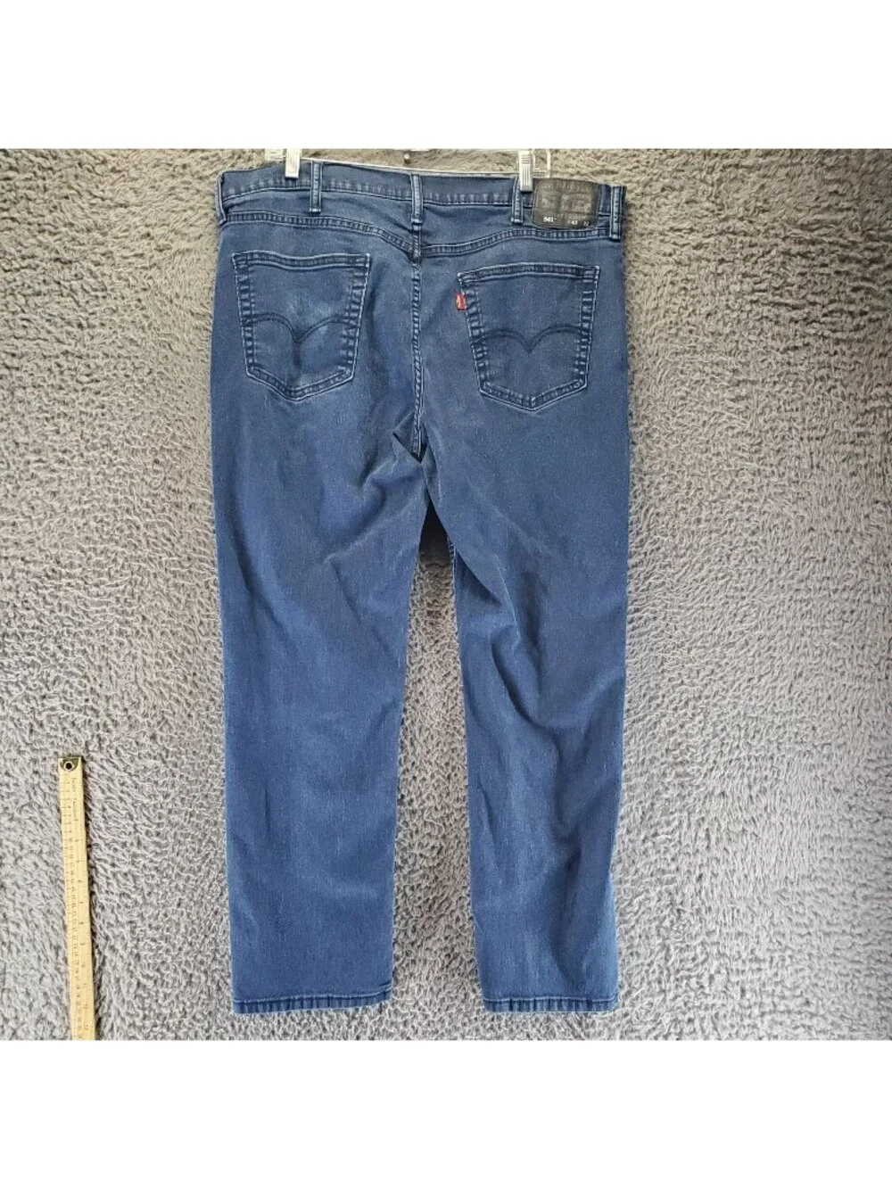 Levis Jeans Mens 40x32 Blue 541 Athletic Fit Mid Rise Stretch Denim *Read*